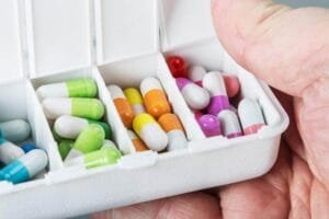 Article 78 Les anti-déprésseurs Il y a plusieurs types de drogues, dont les dépresseurs.