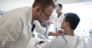 Traitement en centre de soin.