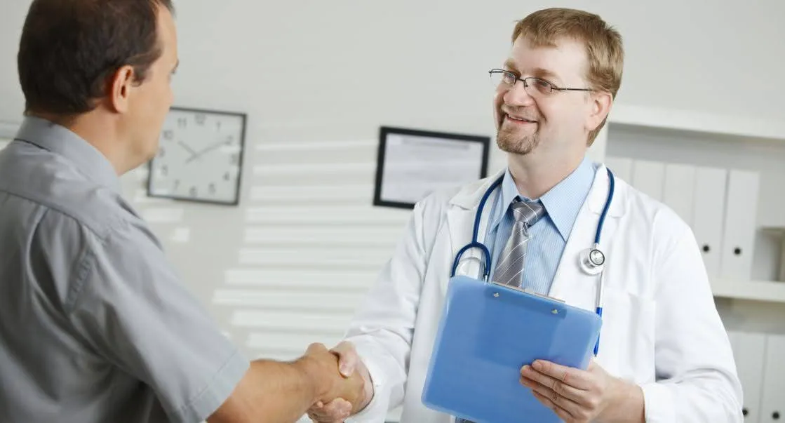 art-6_med Consulter un médecin pour identifier les causes et traiter le problème.