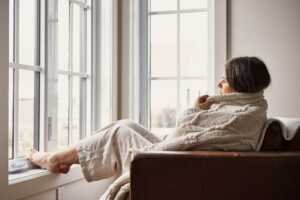 La dépression conduit souvent à la solitude