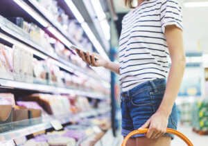 L'oniomanie pousse à l'acte irrépressible d'achat.