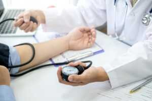 Le suivi d'un professionnel de santé est utile.