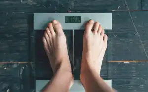 Le poids est un indicateur de l'état de santé d'une personne.