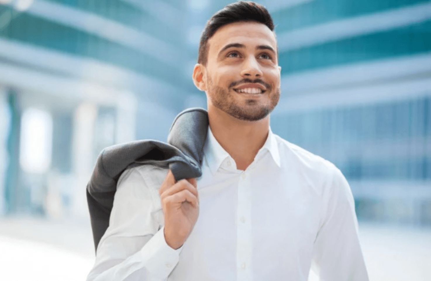 Un Homme qui se tourne vers un avenir radieux