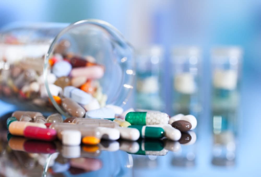 Divers médicaments pour traiter un mal spécifique.