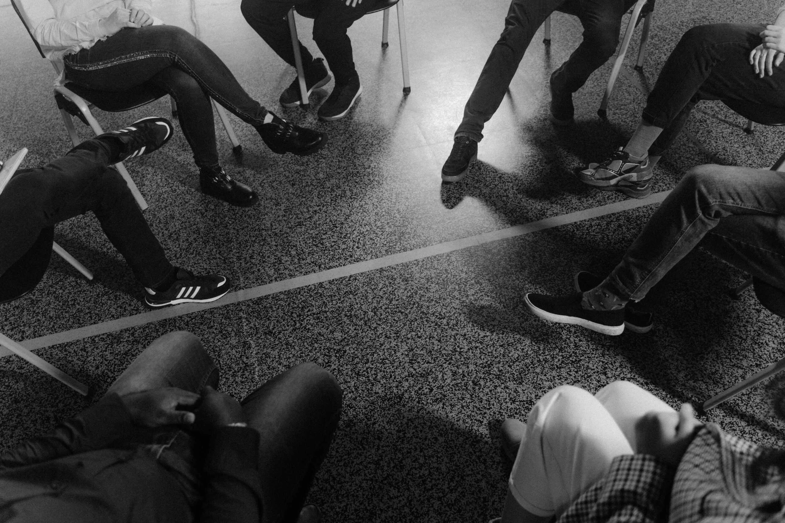 Les centres sont destinés à toute personne ayant une addiction grave et qui souhaite consolider son abstinence ou son sevrage dans un cadre spécialisé et protégé.