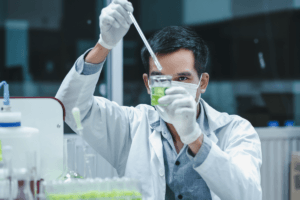 Des analyses en laboratoire pour des résultats plus précis.