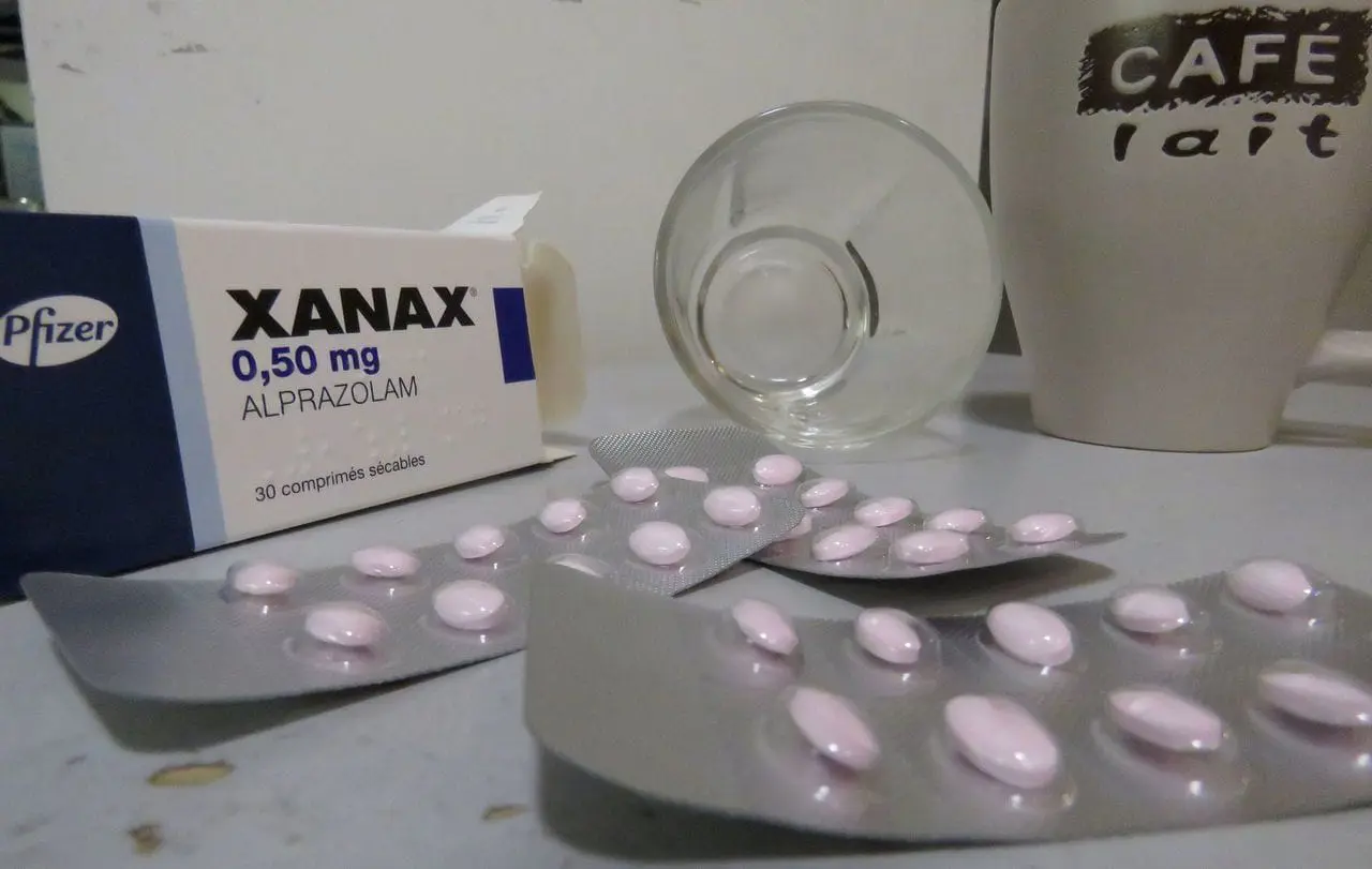 Le Xanax: un médicament dont l'usage a été détourné en drogue.