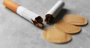 Le patch anti-tabac comme substitut à la nicotine.