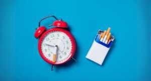 xr:d:DAF41xtEhwA:41,j:3083128369252336839,t:24010410 En plus d'être néfaste pour la santé, fumer fait perdre du temps.