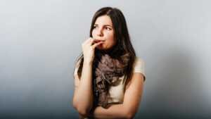 Penser à une chose que ça en devient une obsession.