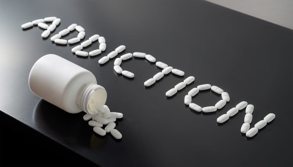 L'addiction aux médicaments peut arriver pour leurs effets.